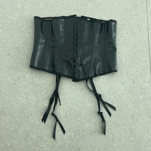 Oh Yes underbust corset